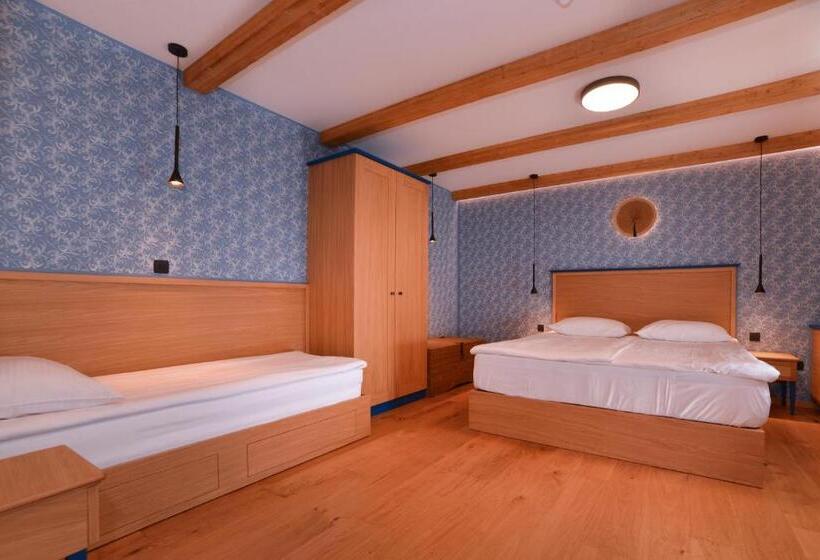 اتاق لوکس سه تخته, Guesthouse Les