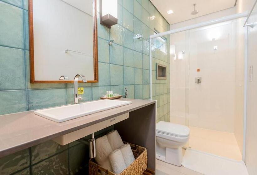 디럭스 룸, Manati