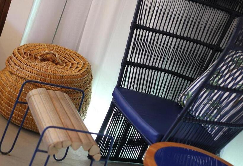 豪华洋房, Manati