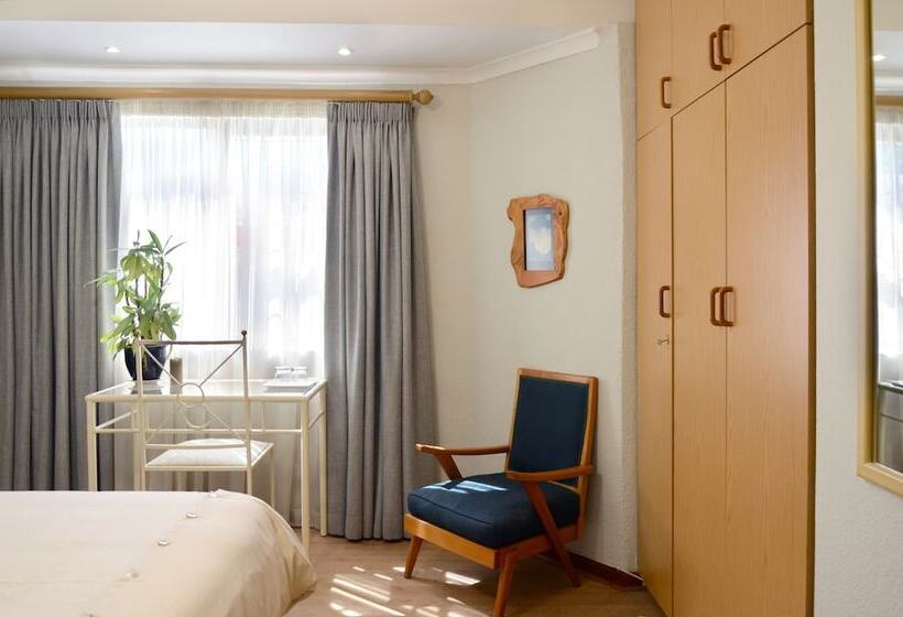 Номер Стандарт, Old Oak Guest House