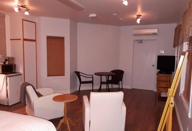 스탠다드 스튜디오, Auberge Des Berges