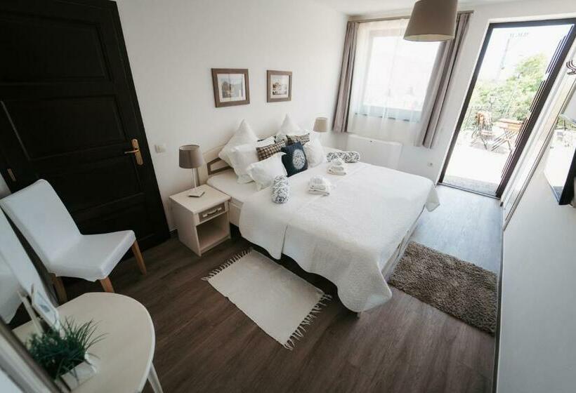 标准间, Rókusfalvy Borhotel és Fogadó