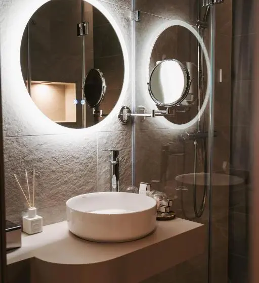 スーペリアトリプルルーム, Rókusfalvy Borhotel és Fogadó