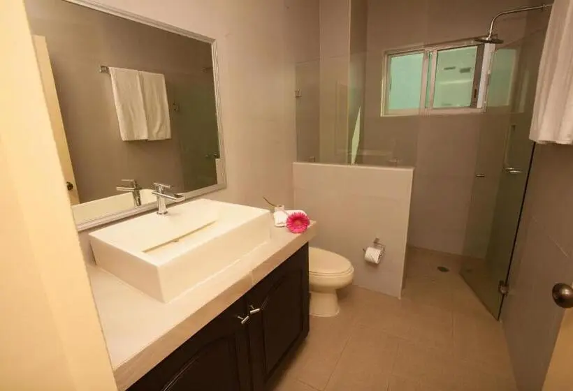 ２ベッドルームアパートメント, Banderas Suites