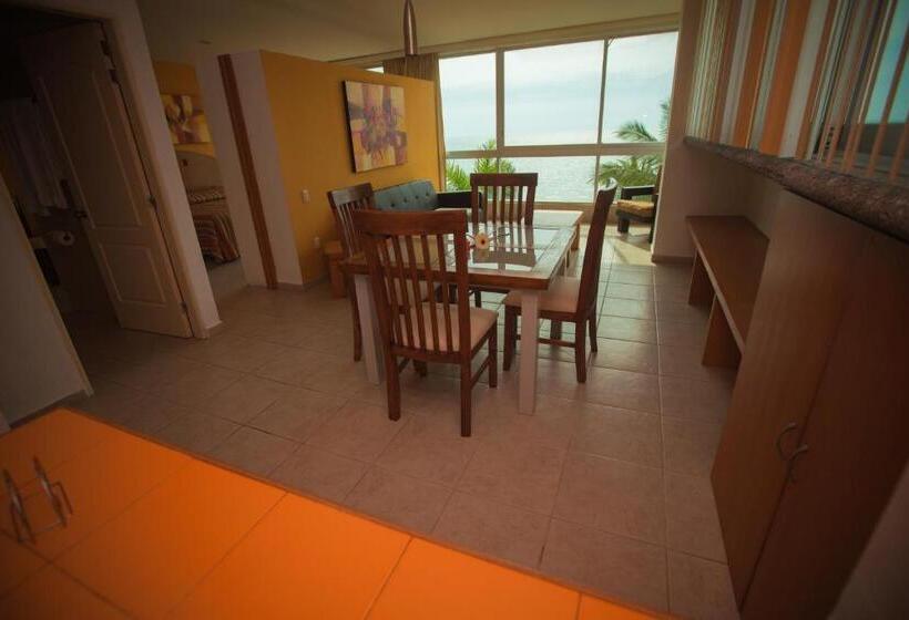 Huoneisto 1 Makuuhuone Merinäkymä, Banderas Suites