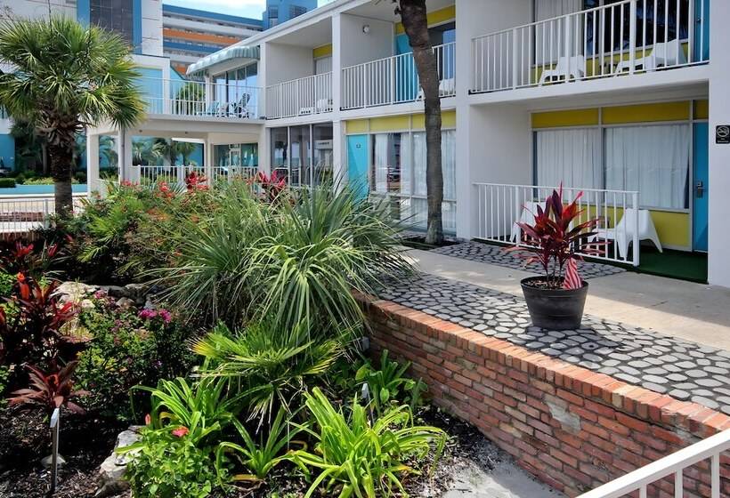 اتاق استاندارد, Waikiki Village Retro