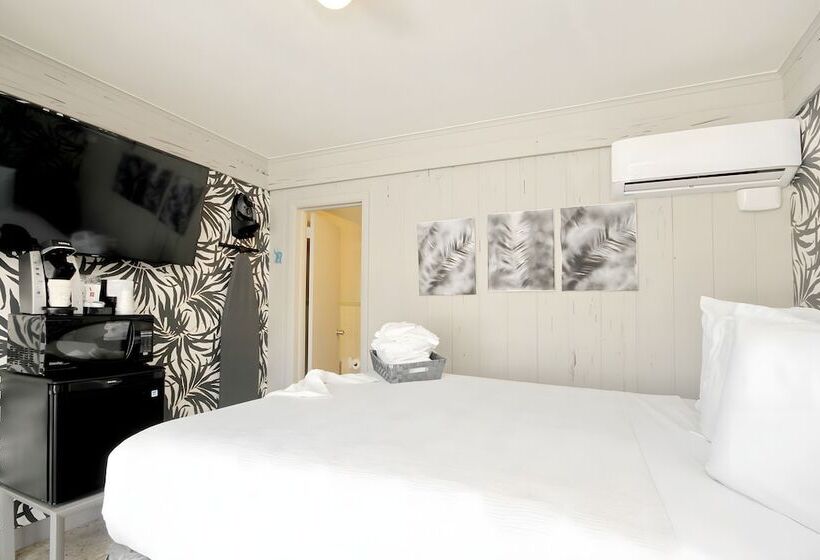 اتاق استاندارد, Waikiki Village Retro