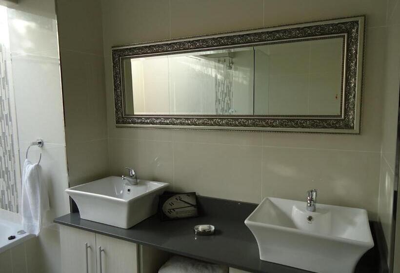 스탠다드 룸, Goulden Street Guest House