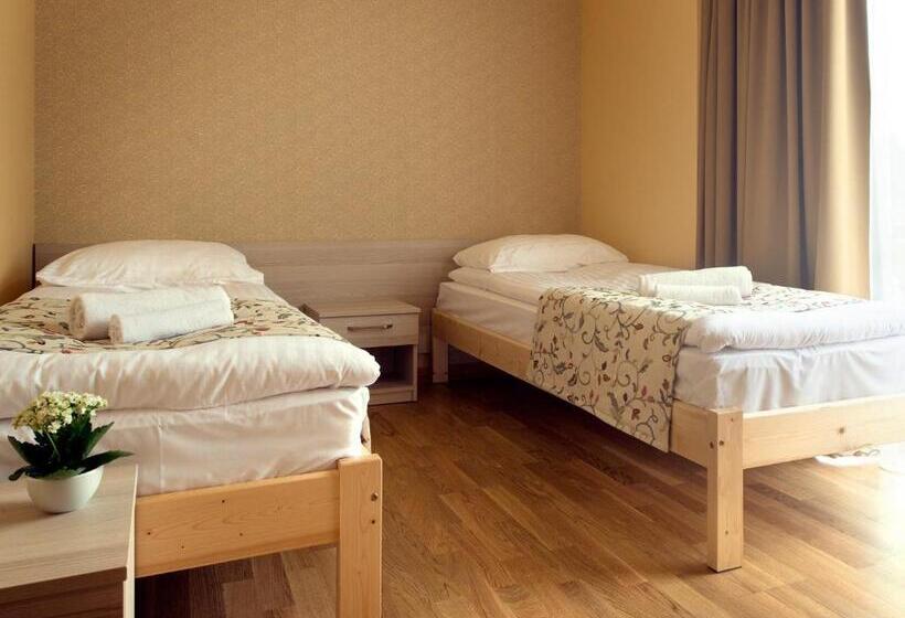 اتاق استاندارد, Kamanos