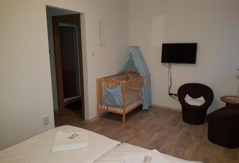 デラックスルーム, Penzion Maja