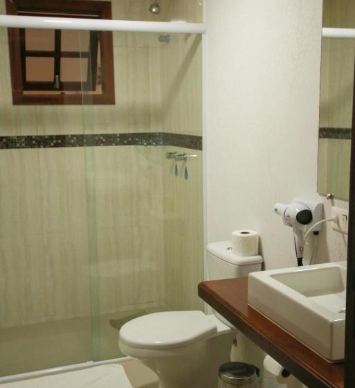 Quarto Estandar, Pousada Recanto Feliz