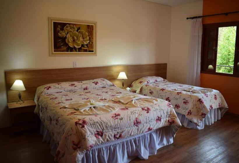 Quarto Estandar, Pousada Recanto Feliz