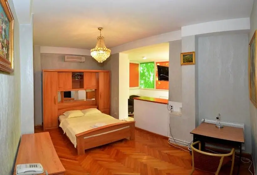 سوییت خانوادگی, Vila A&b