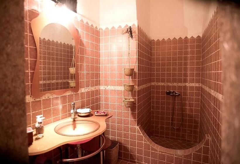 스위트, Riad Safir