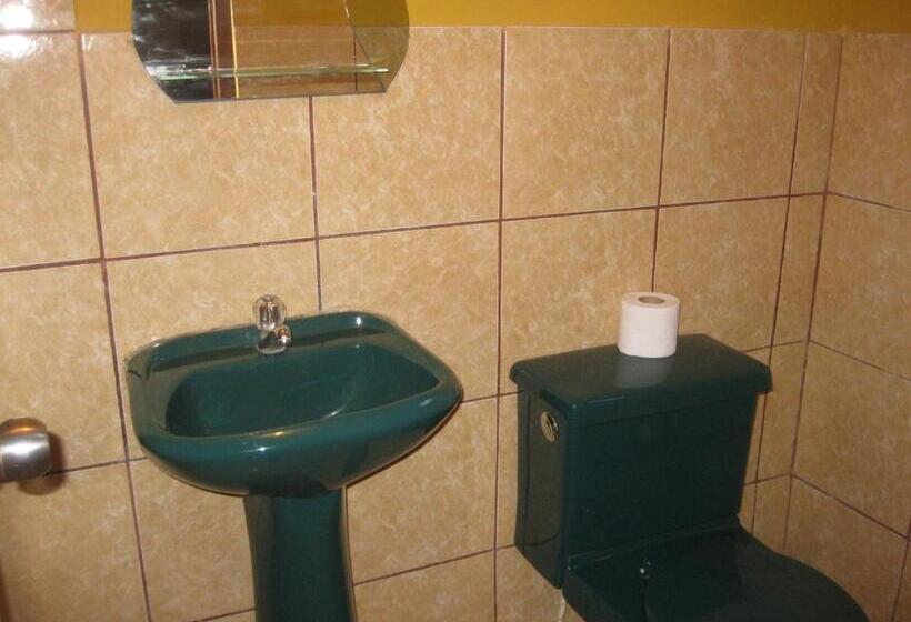 スタンダード4人部屋, Posada Gino