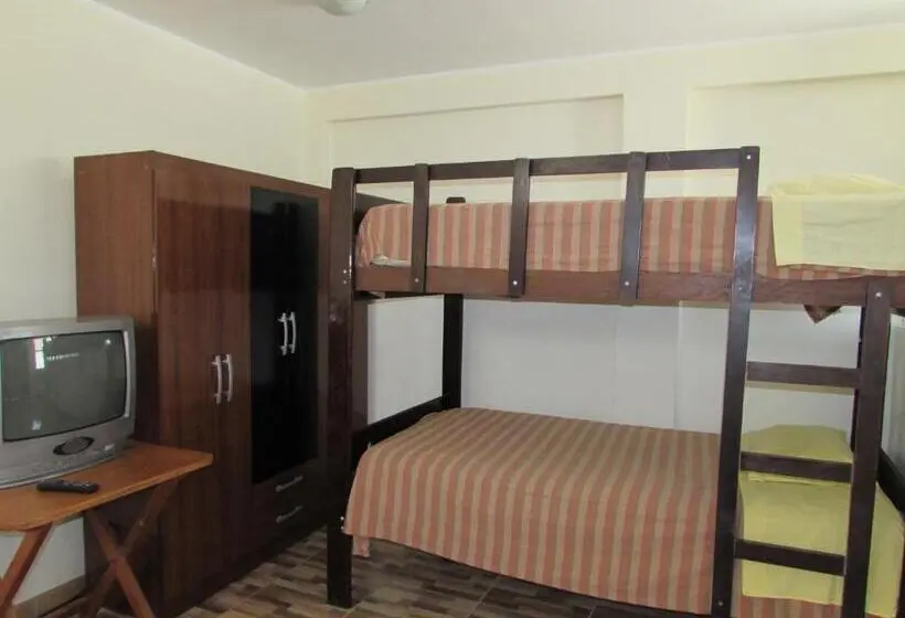 Quarto Familiar, Posada Gino