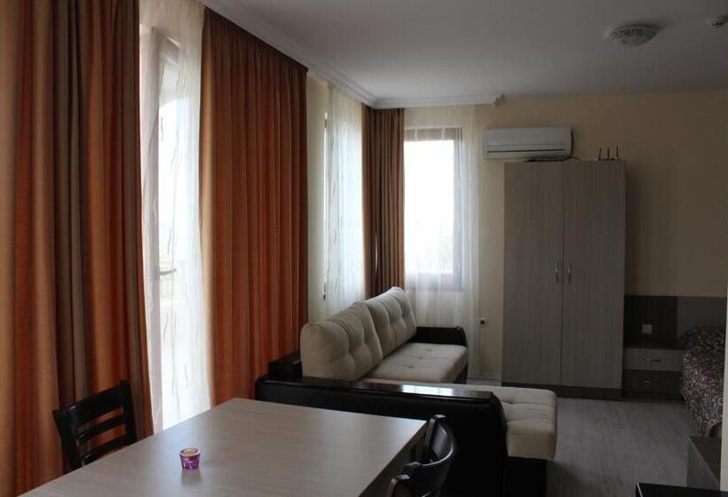 带海景的高档工作室, Brilliant Apart