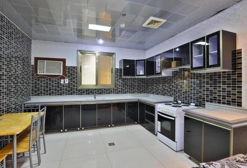 آپارتمان لوکس 2 خوابه, Jubail High Rise