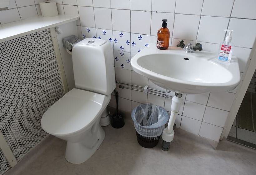 חדר סטנדרט חדר אמבטיה משותף, Mjällbyhus Pensionat & Stugby