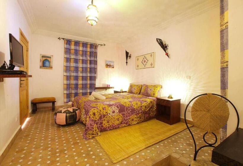 غرفة قياسية, Dar Rio Oro