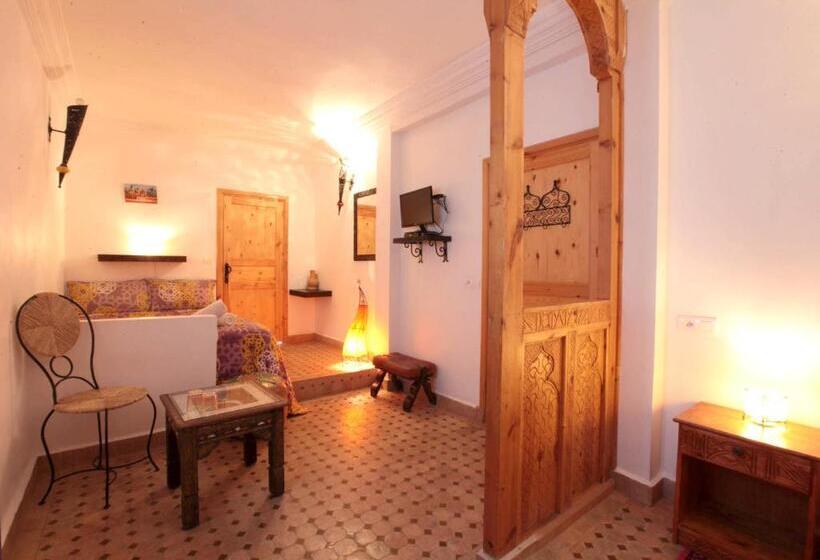 غرفة قياسية, Dar Rio Oro