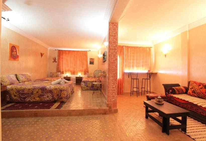 إستوديو قياسى مطل على البحر, Dar Rio Oro