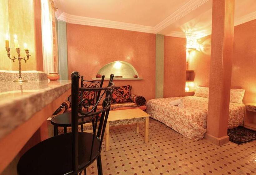 إستوديو بريميوم, Dar Rio Oro