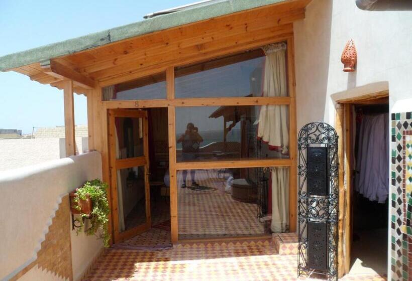 غرفة قياسية رباعية مطلة على البحر, Dar Rio Oro