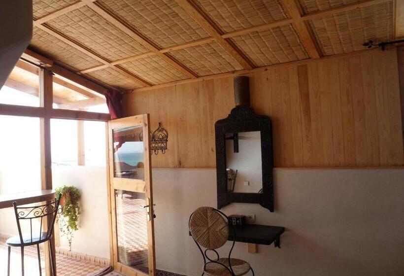 غرفة قياسية رباعية مطلة على البحر, Dar Rio Oro