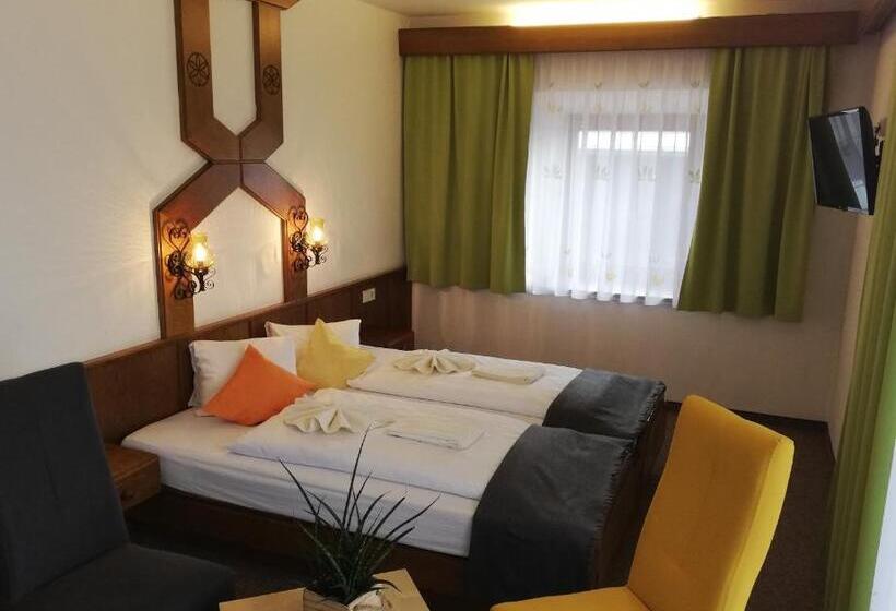 اتاق استاندارد با بالکن, Gasthof Zur Schmiede