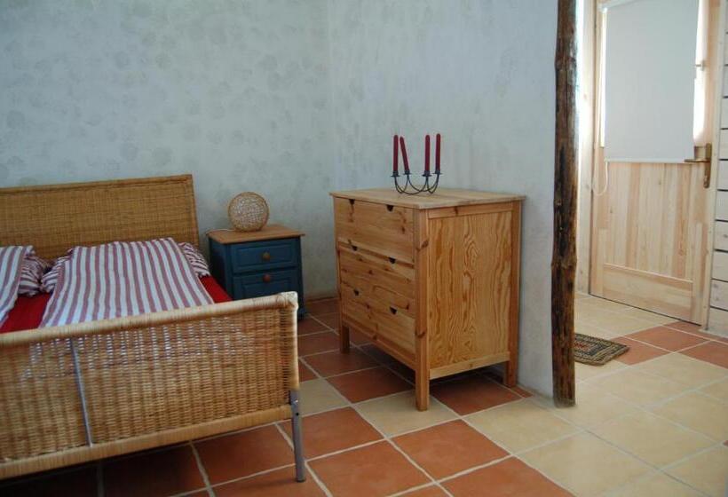 ガーデンビューファミリールーム, Lazy Days