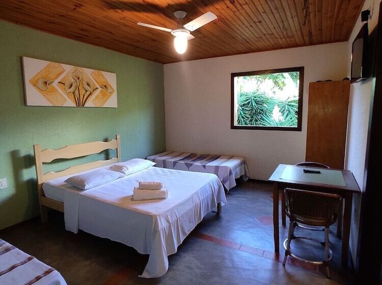Номер Стандарт Трехместный, Pousada Banana Cipo