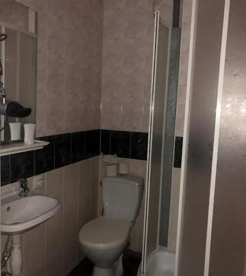 اتاق استاندارد, Prutets Guest House