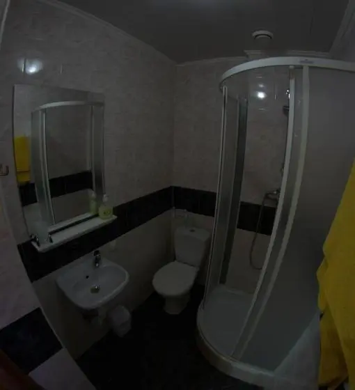 اتاق استاندارد, Prutets Guest House