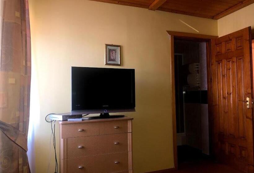 اتاق استاندارد, Prutets Guest House