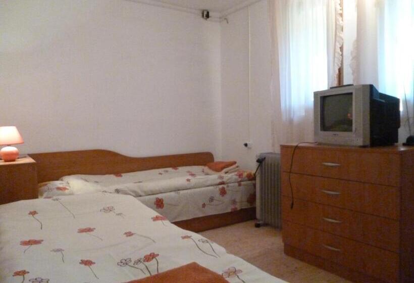 标准间, Villa Jun Guest House