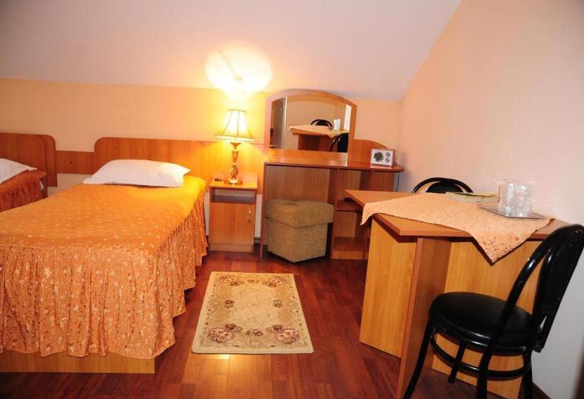 اتاق استاندارد, Pensiunea Bachus
