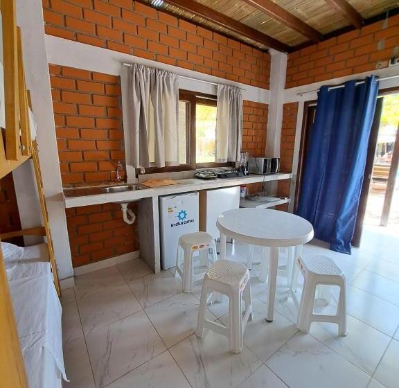 패밀리 방갈로, Punta Pacifico Bungalows Mancora