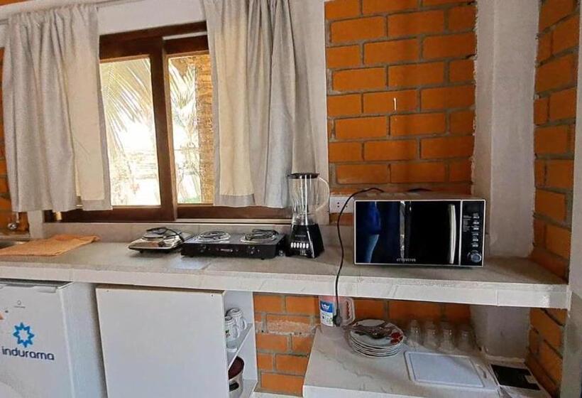 패밀리 방갈로, Punta Pacifico Bungalows Mancora