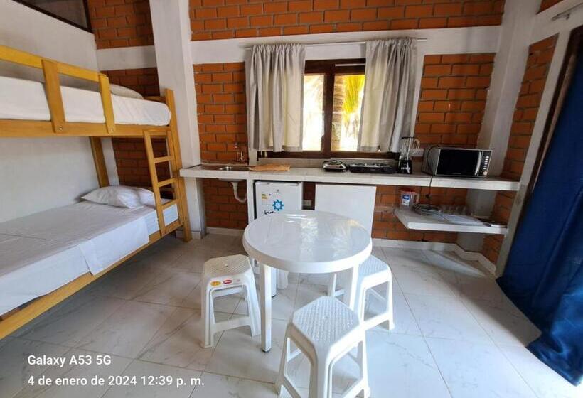 패밀리 방갈로, Punta Pacifico Bungalows Mancora