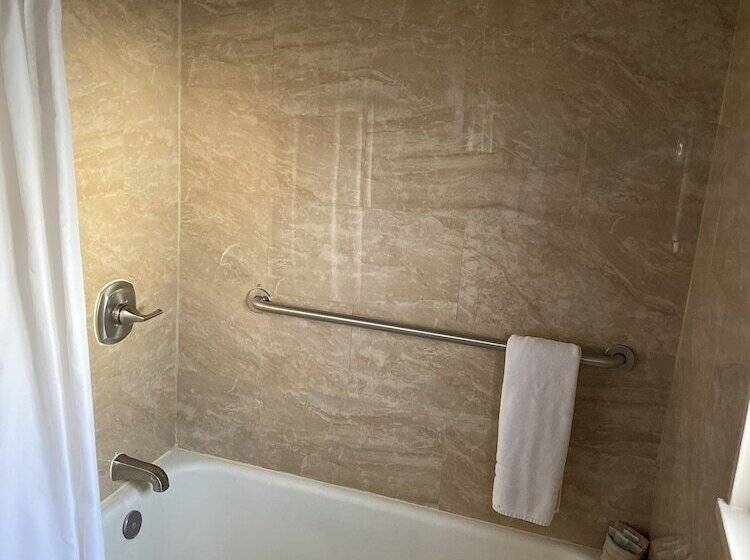 Номер Стандарт 2 Двуспальные Кровати, Rainbow Inn & Cottages