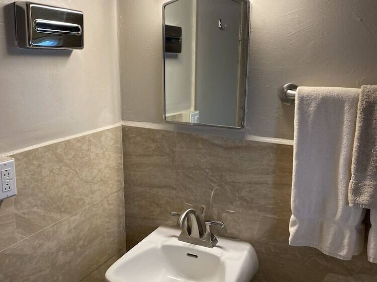 Номер Стандарт 2 Двуспальные Кровати, Rainbow Inn & Cottages