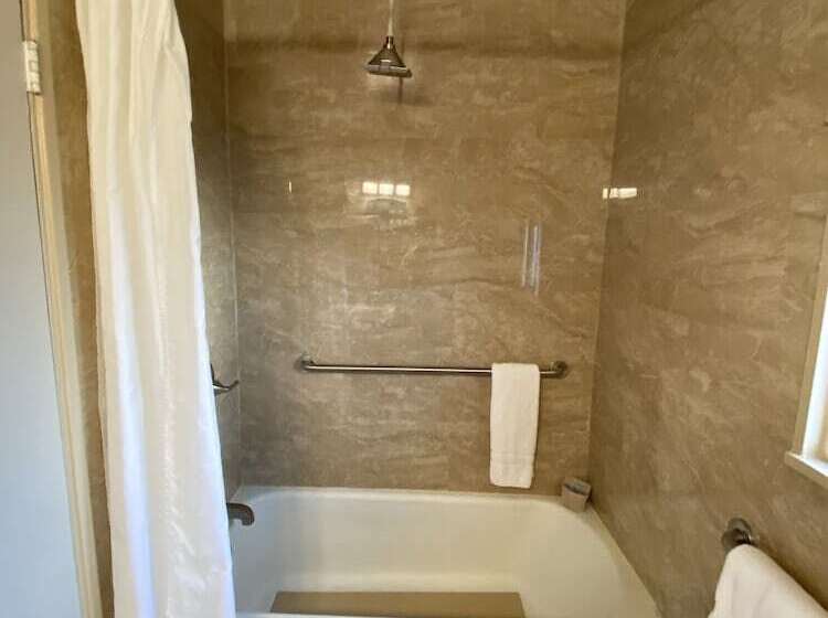 Номер Стандарт 2 Двуспальные Кровати, Rainbow Inn & Cottages