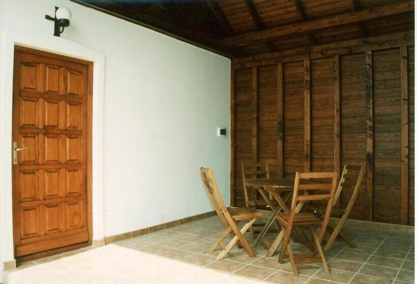 Апартаменты 2 Спальни, Nádas Panzió