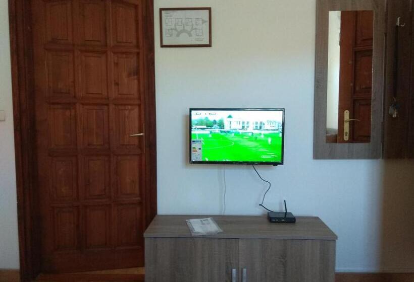 Апартаменты 2 Спальни, Nádas Panzió