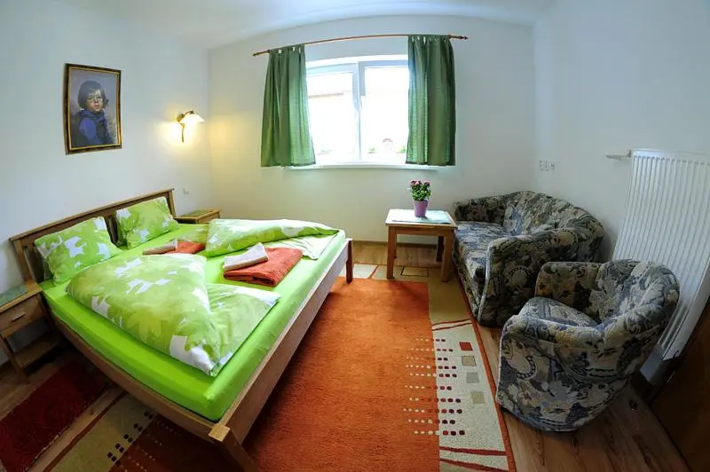 コンフォートルーム, Apartmanovy Dom Martha A Domček Martuška