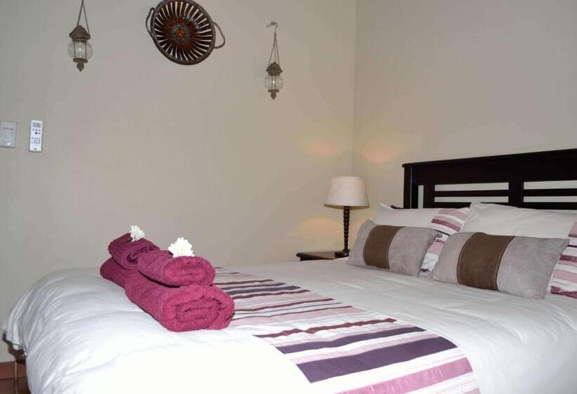 标准间, Cycas Guest House