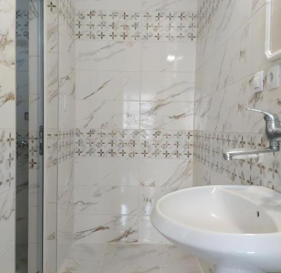 דירת חדר עם טרסה, Guest House Perla