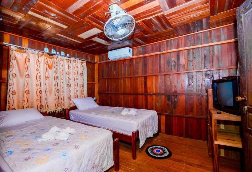 בקתה סטנדרטית, Molina Bungalows