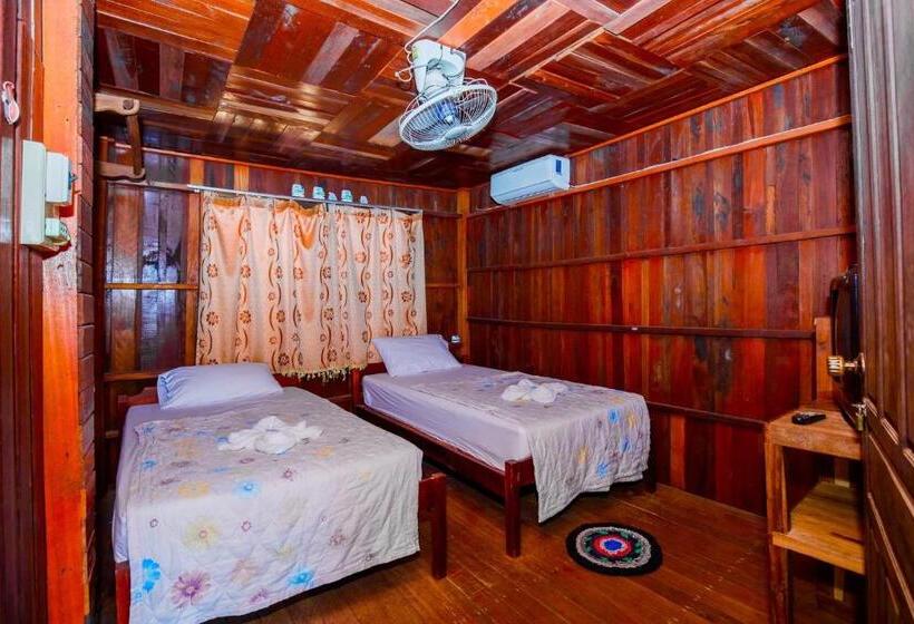 בקתה סטנדרטית, Molina Bungalows